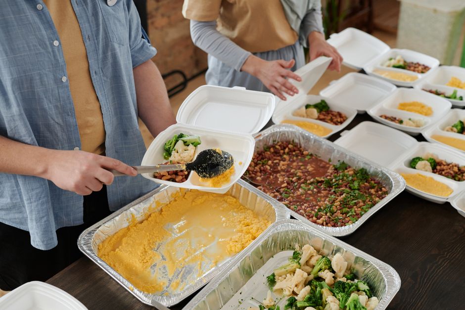 Foil Container Storage Guide: Humidity, Stacking and Life